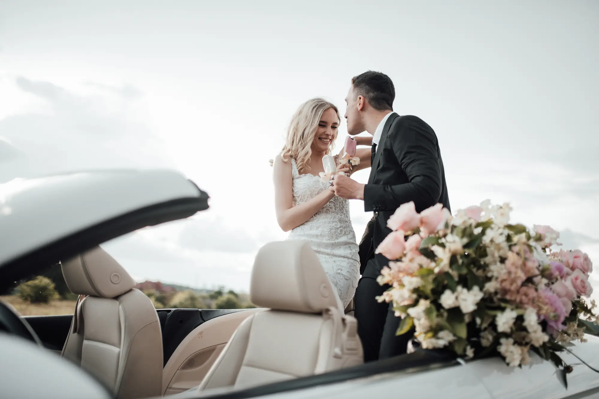 happy-authentic-candid-couple-in-love-at-vw-cabrio-2024-10-18-08-05-26-utc